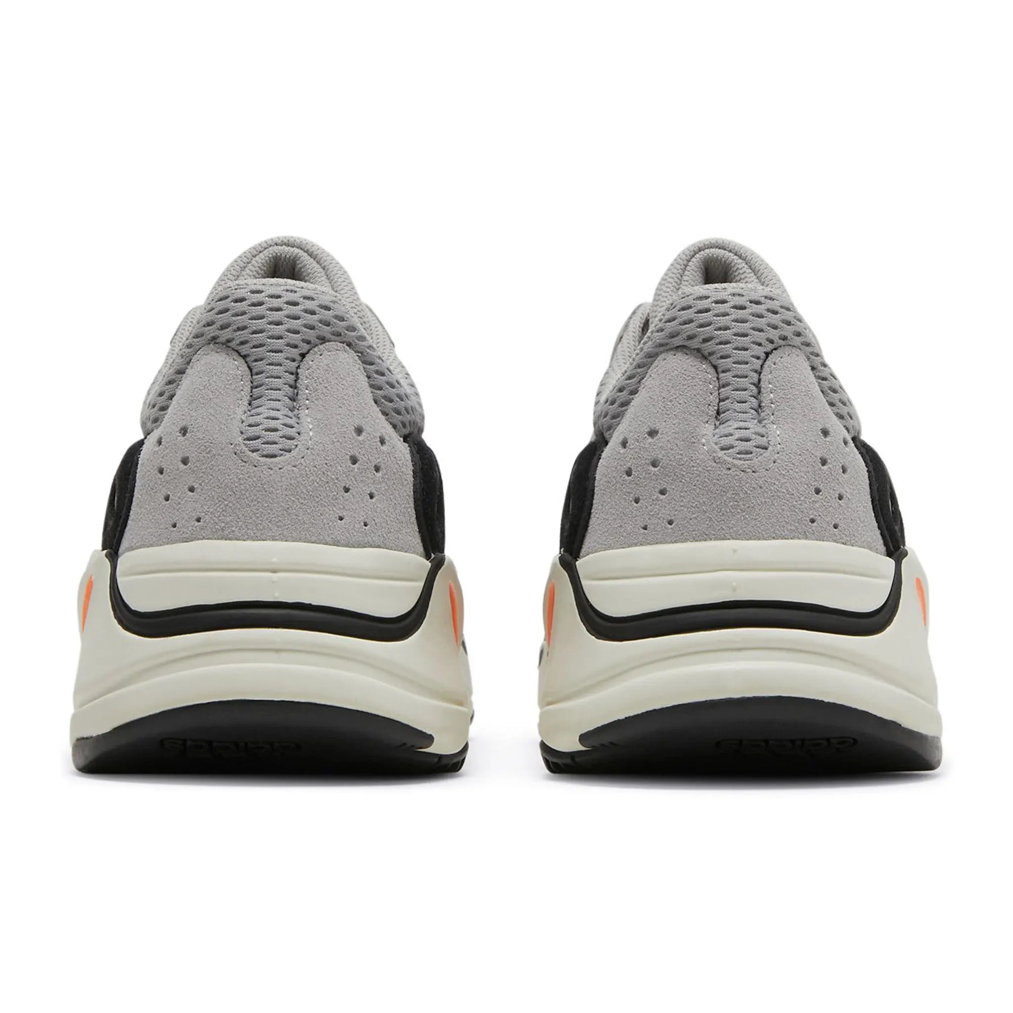 Adidas Yeezy 700 Boost Wave Runner (2017/2023)